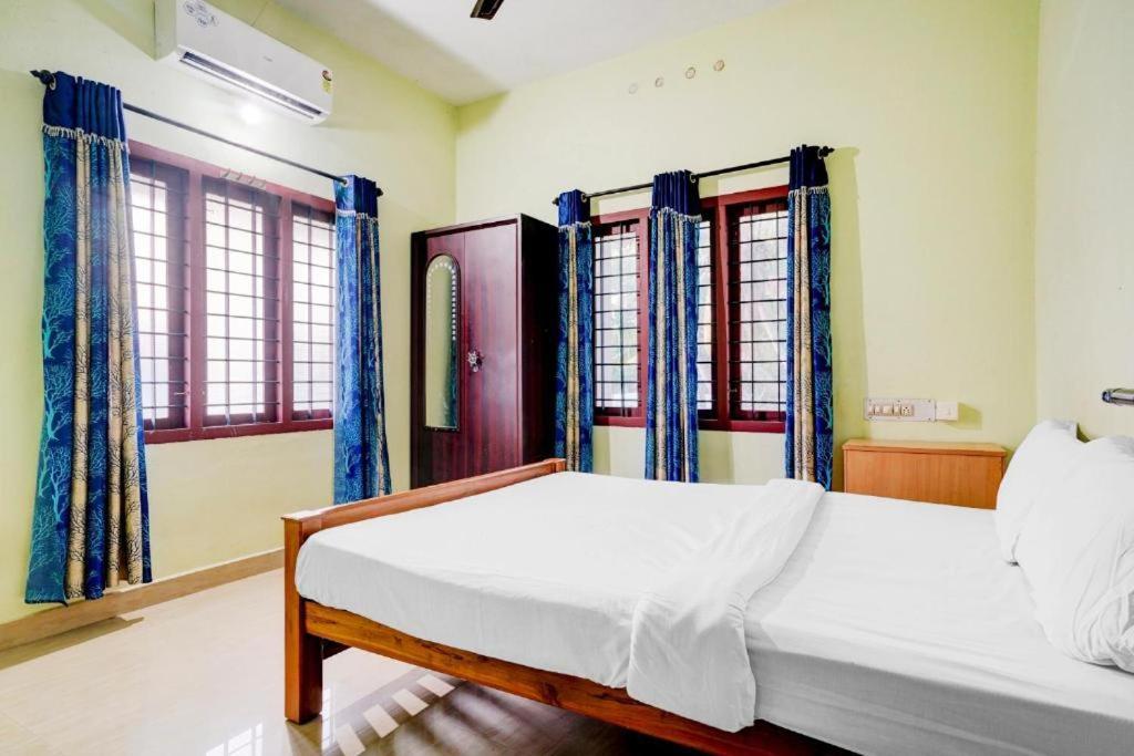 Shalom Palace Kochi Ngoại thất bức ảnh